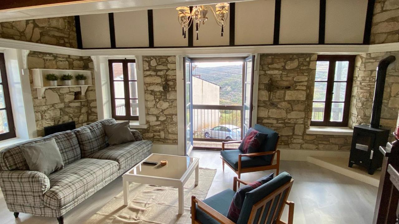 Leonys House By Trulycyprus Villa Dhoros Dış mekan fotoğraf